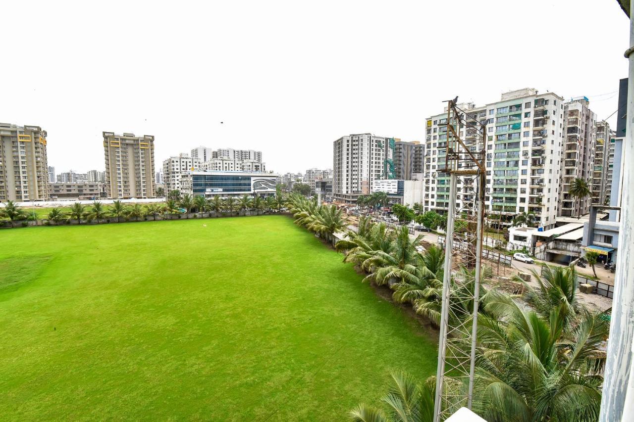 Fabhotel Code Surat Exterior photo